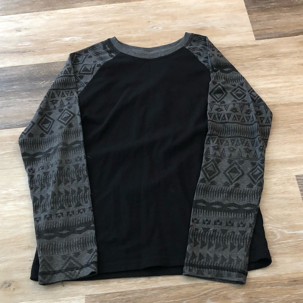 Boys large long sleeve shirt